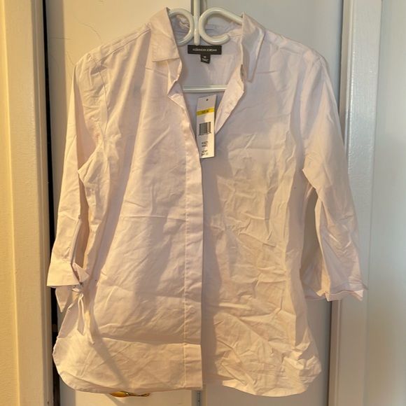 BNWT White Women’s Shirt. - Picture 1 of 2